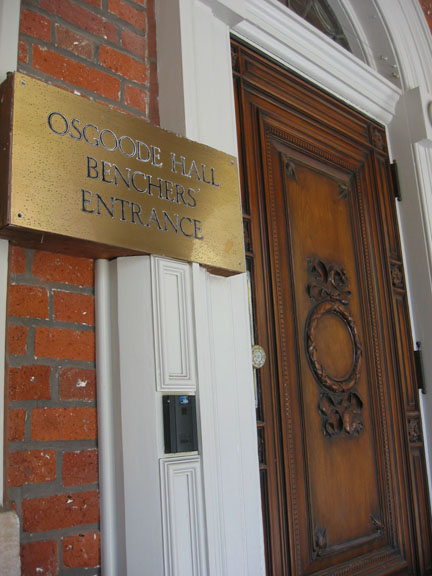 LSUC set to vote tomorrow on liberalizing law firm ownership rules.